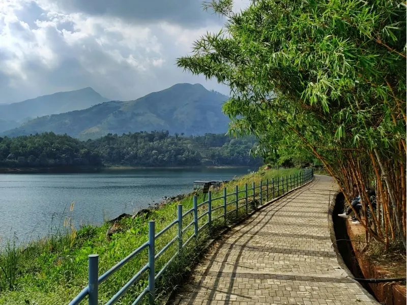Lakeside Walk