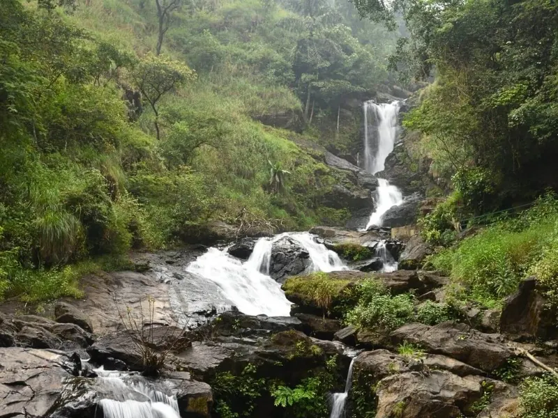 Iruppu Waterfalls