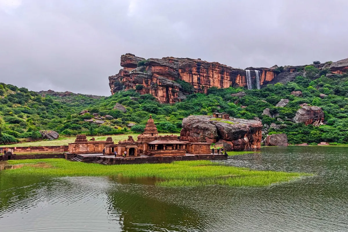 6 Days Hampi Badami Gokarna Bliss from Bangalore