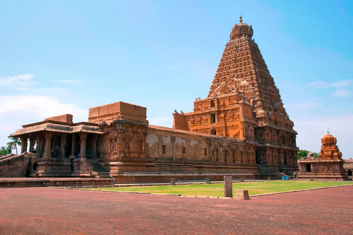 8 Days Madurai Tanjore Pondicherry Tirupati Yatra