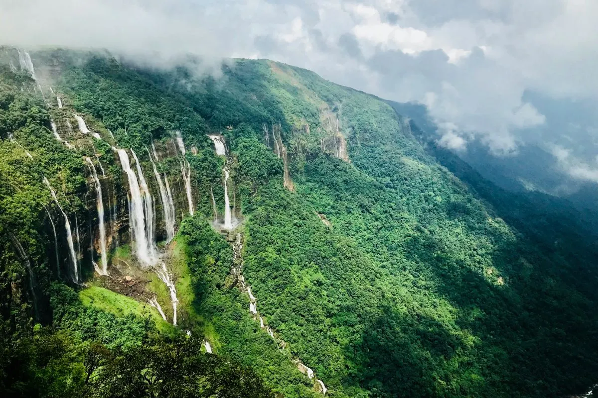 Seven Sisters Falls