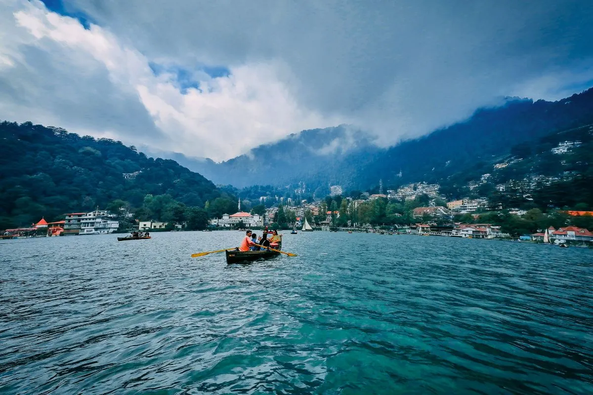 6 Days Nainital Corbett Mussoorie Getaway