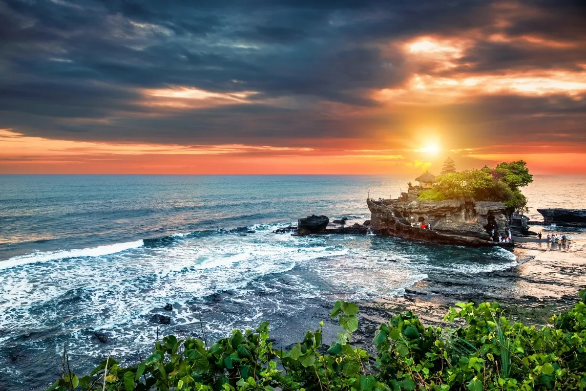 Temple Surf