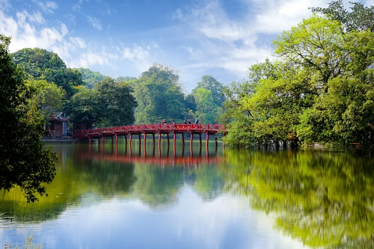 Hoan Kiem Lake