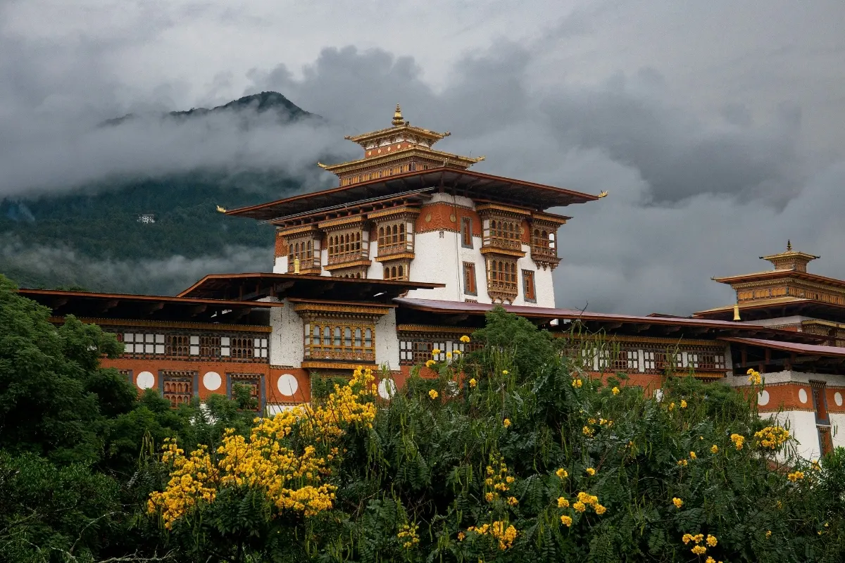 Misty Dzong