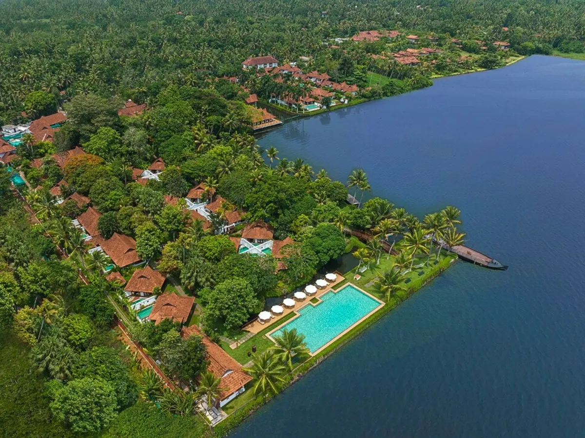 4 Days Kumarakom Lakeside Honeymoon Retreat